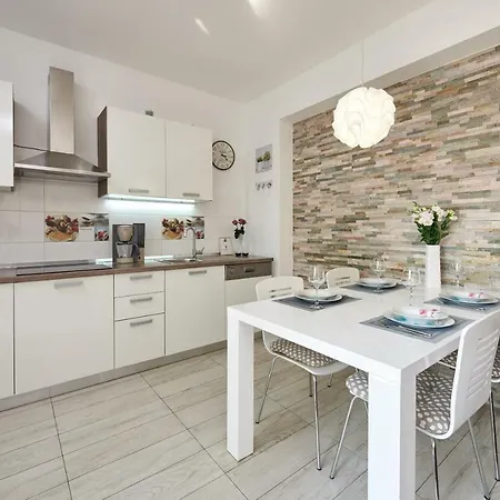 Carmen Apartman Trogir